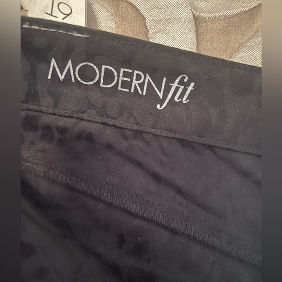 Ann Taylor Jeans Women Size 6 Tall Black Cheetah Modern Fit Slim Leg NWT - Picture 6 of 13